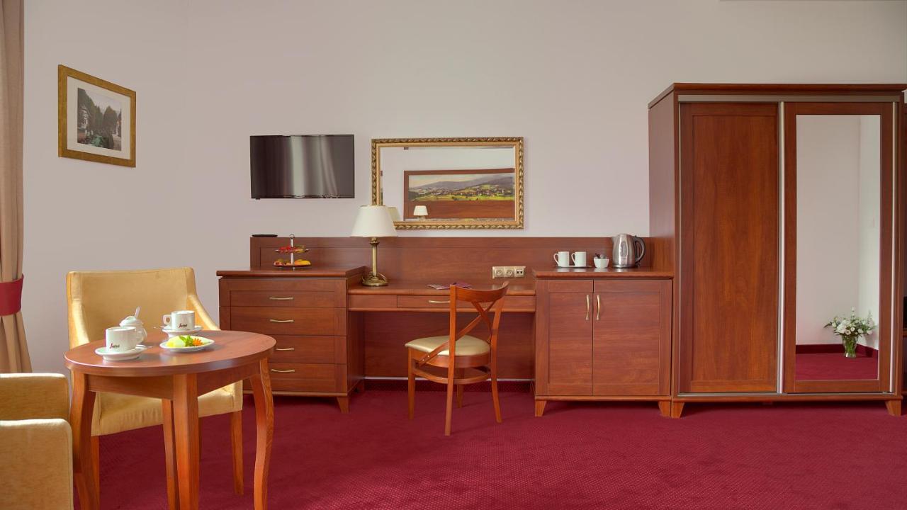 Buczynski Medical & 4* Świeradów-Zdrój